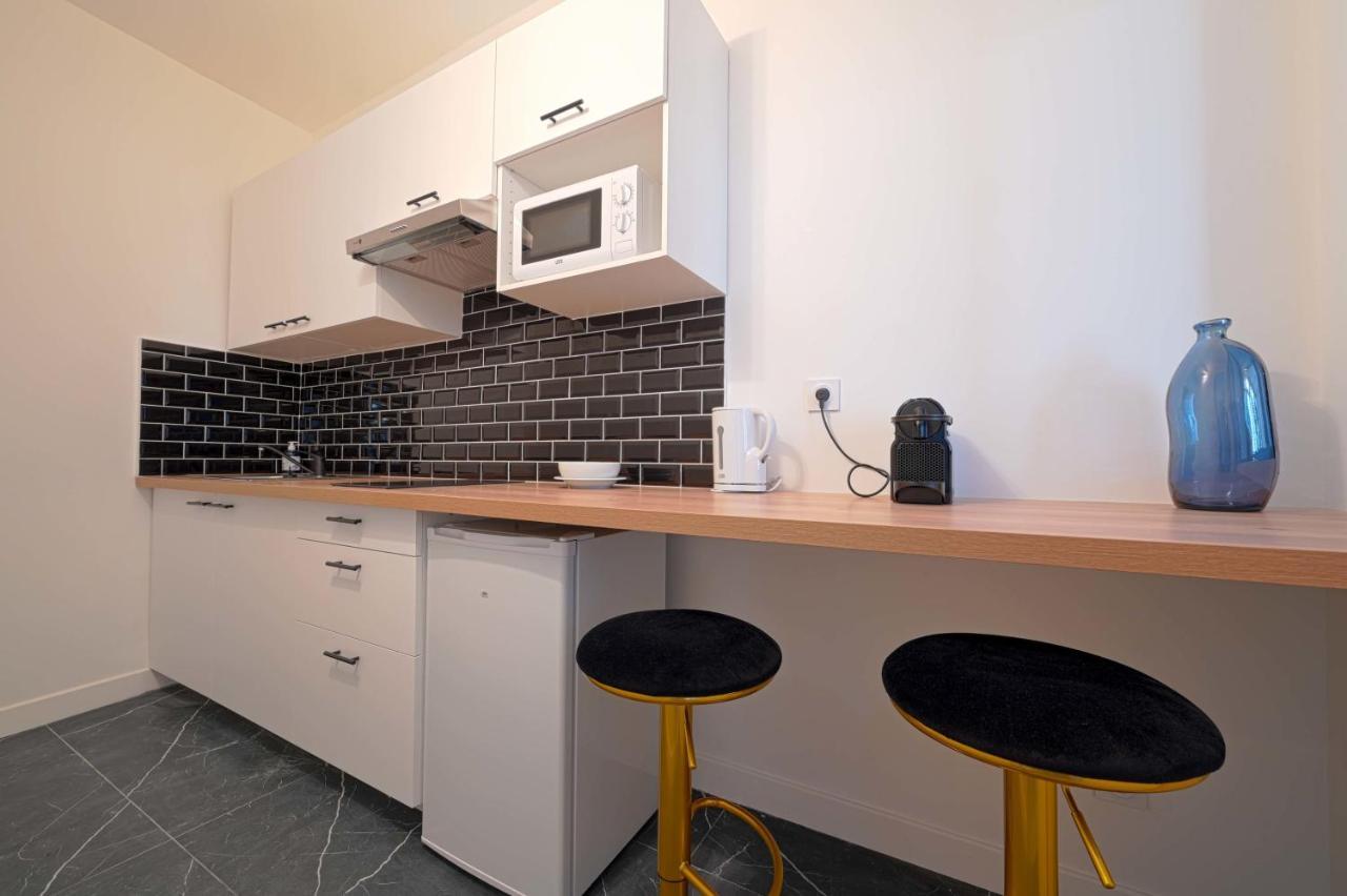 Modern Large Studio Apartment For 3 Paris Eksteriør bilde